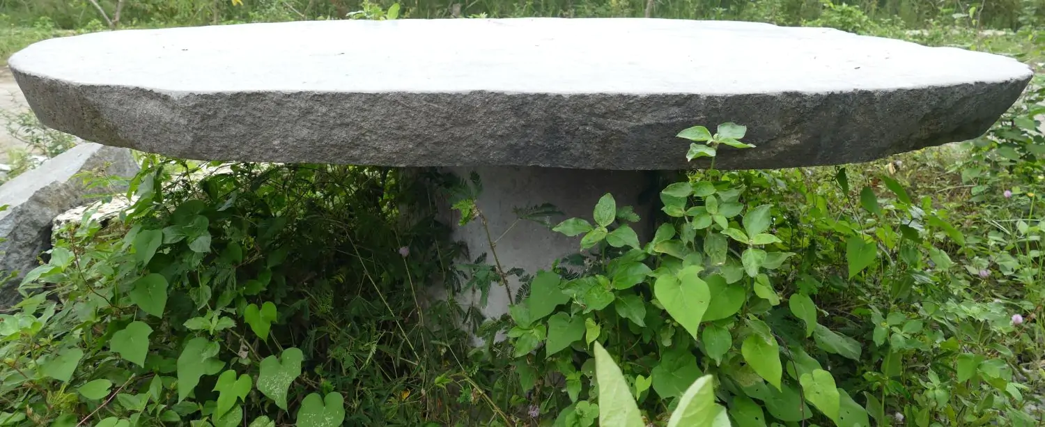  Product image 1 of the product “Natural stone table about 160x105x70 made from riverstone. ”